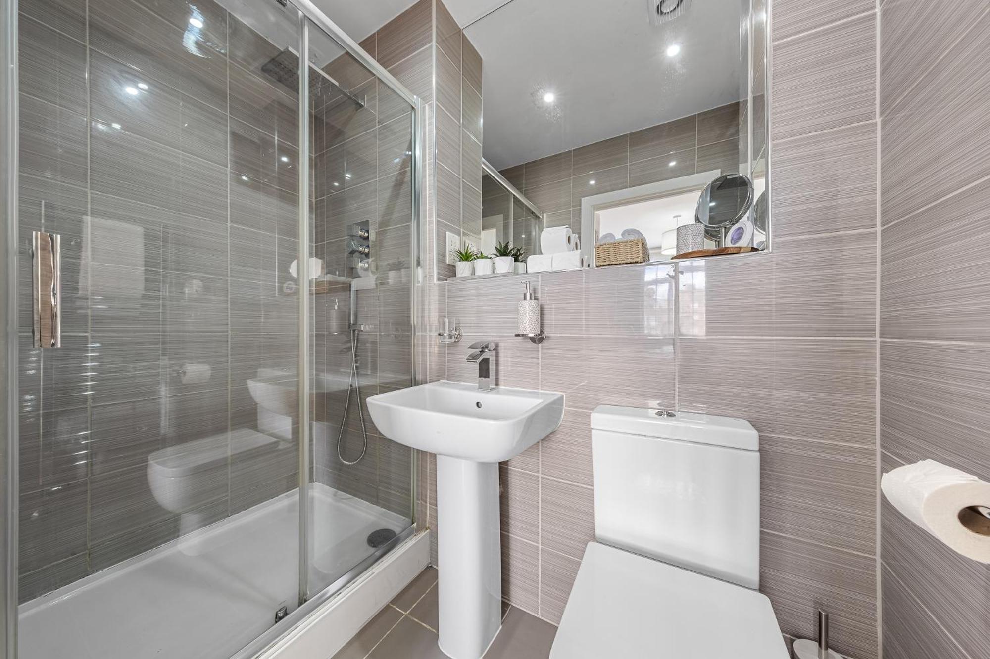 דירות לונדון Modern Flat In Stockwell, 10 Mins From Oxford Circus מראה חיצוני תמונה